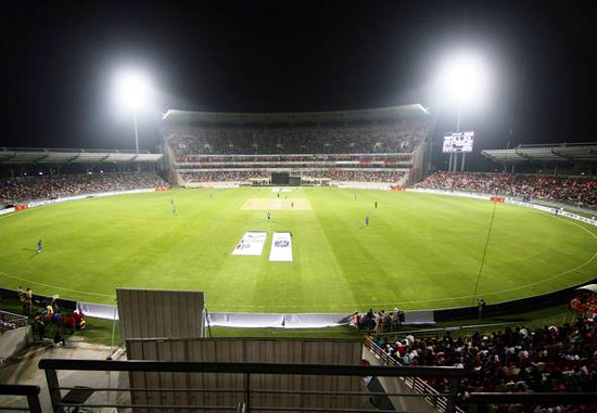 proper-lux-level-for-cricket-field