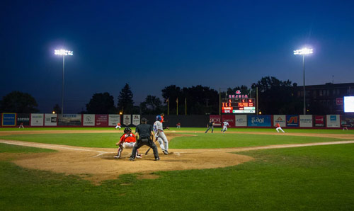softball-field-size-affects-the-cost-of-floodlights